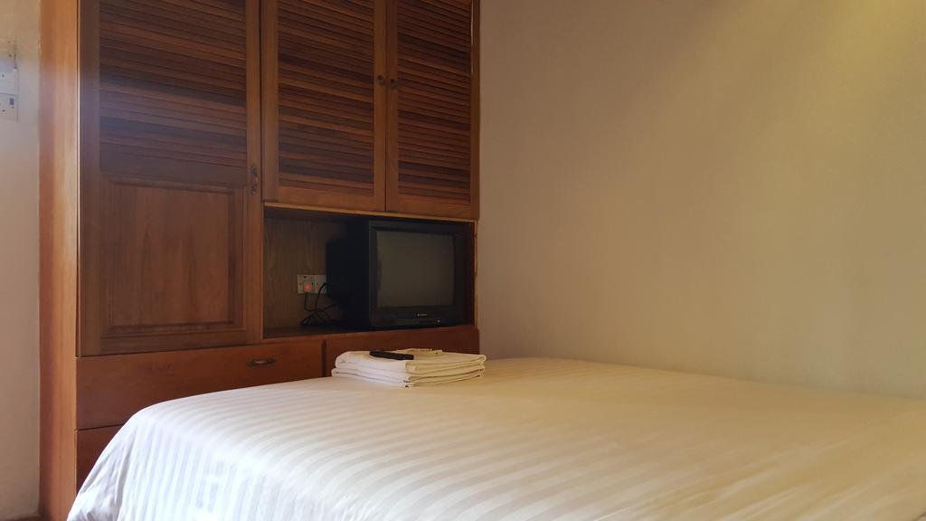 Rainforest Bed & Breakfast Kuala Lumpur Esterno foto