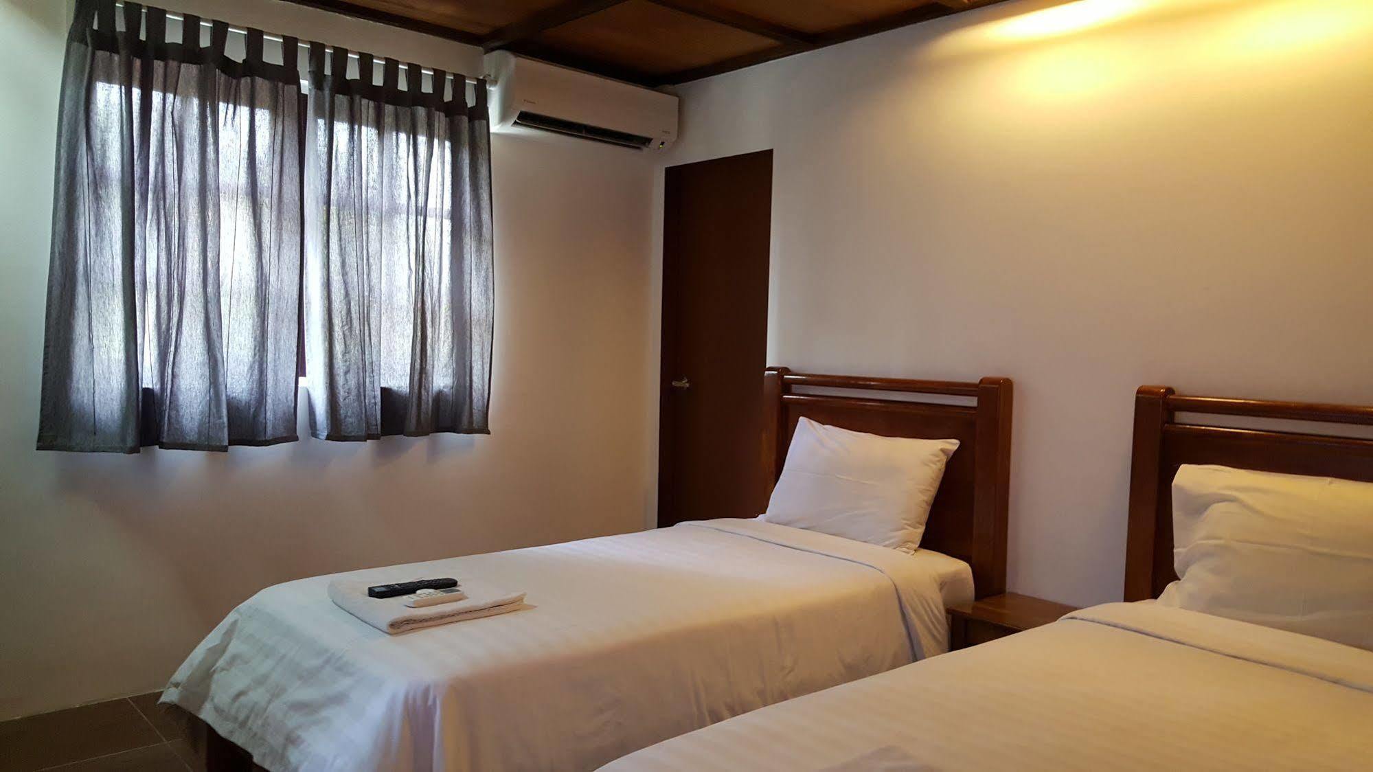 Rainforest Bed & Breakfast Kuala Lumpur Esterno foto