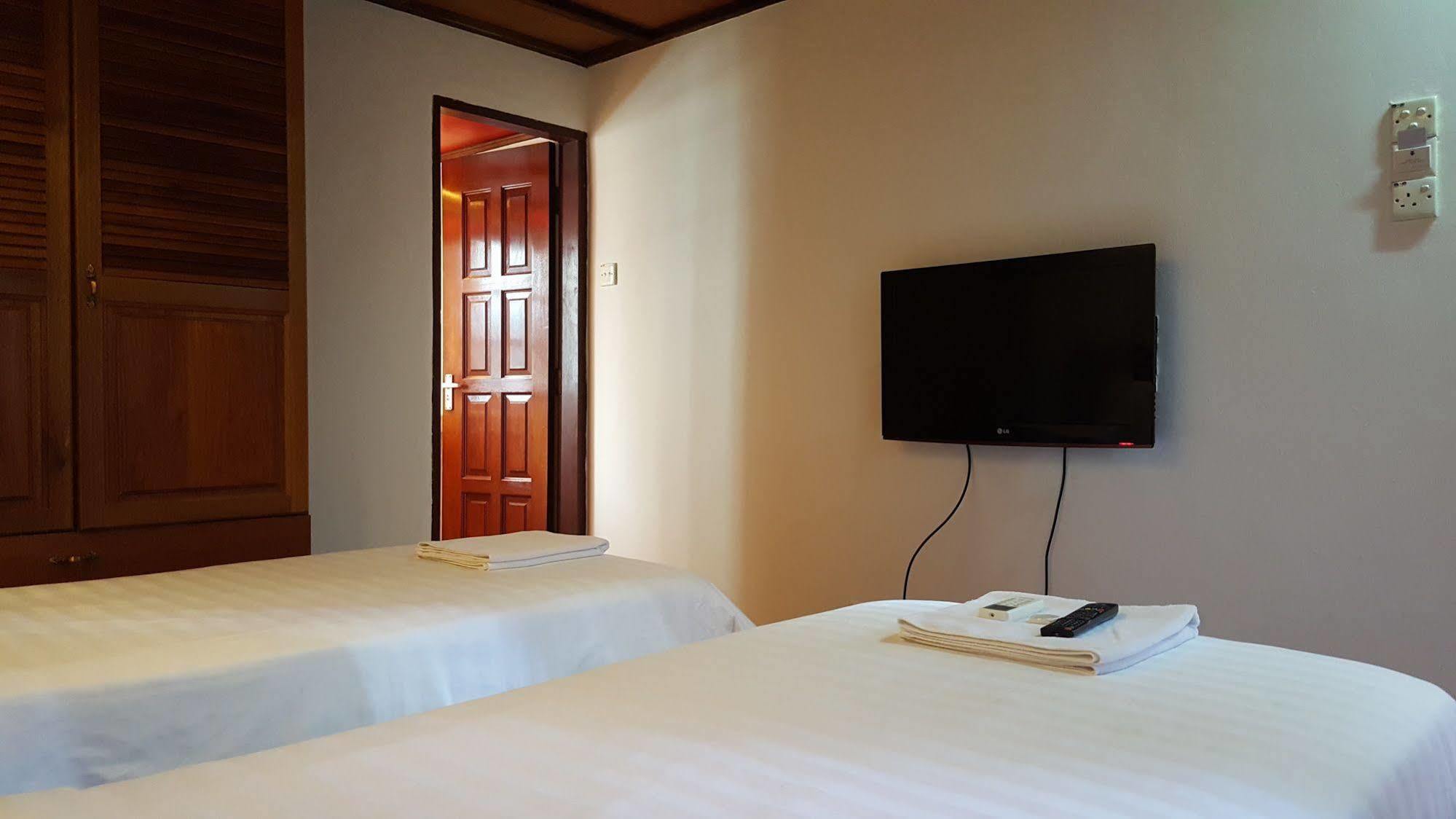 Rainforest Bed & Breakfast Kuala Lumpur Esterno foto