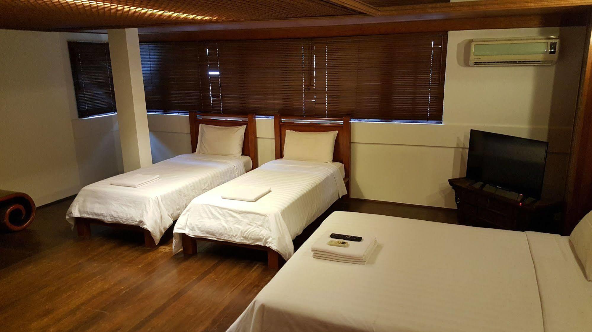 Rainforest Bed & Breakfast Kuala Lumpur Esterno foto