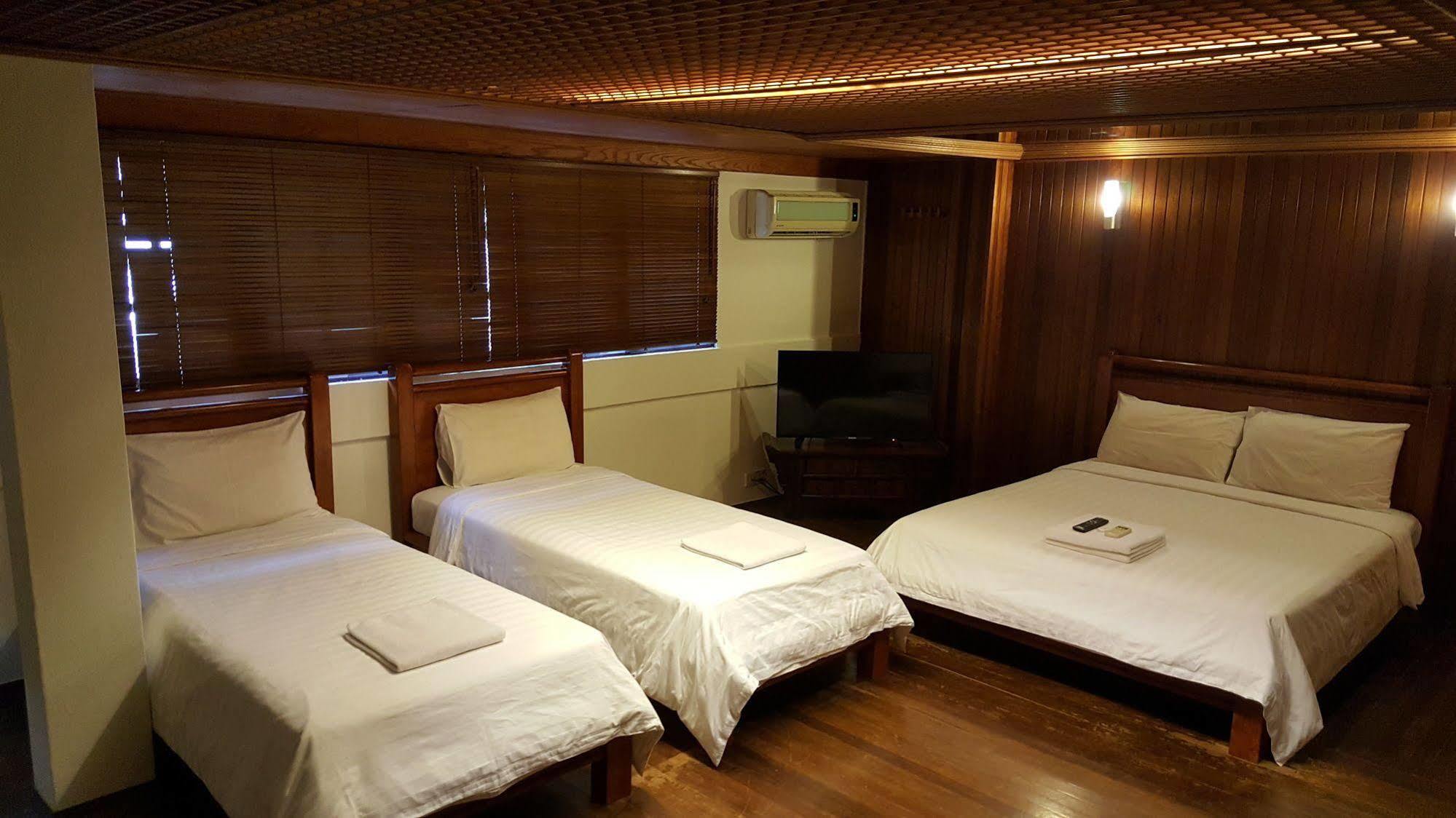 Rainforest Bed & Breakfast Kuala Lumpur Esterno foto
